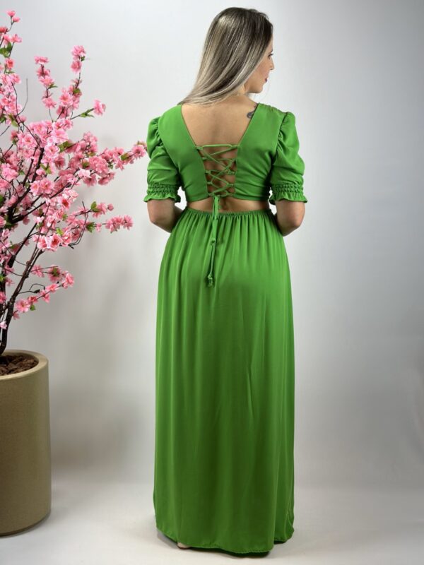 Vestido Longo Verde com Meia Manga, Bojo e Fenda Lateral